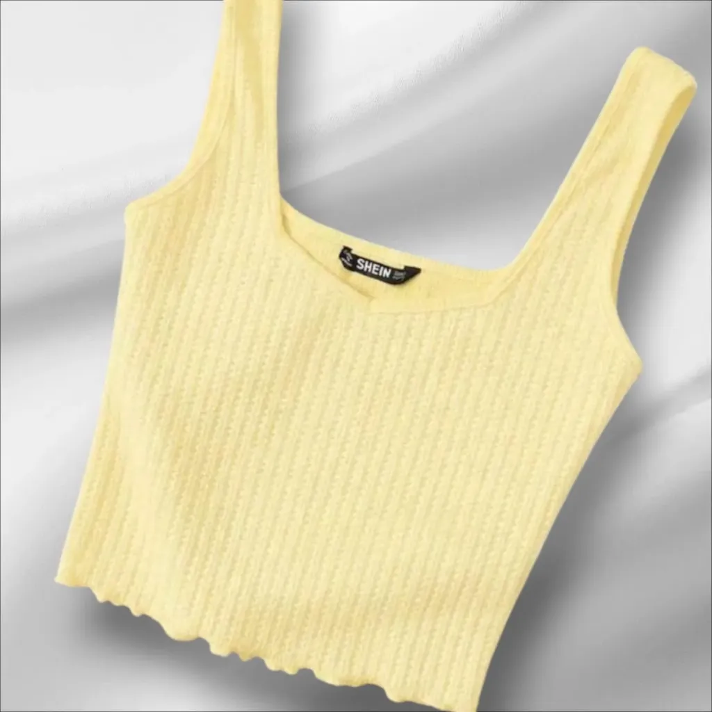 TOP DE TIRANTES ANCHO DISEÑO MINIMALISTA