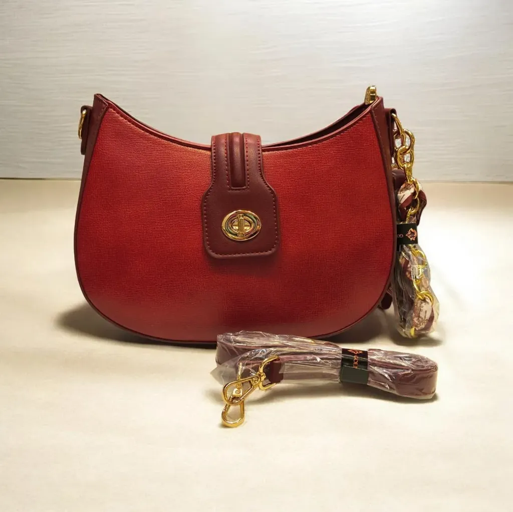 BOLSO BAGUETTE CON PAÑUELO SATINADO DOBLE CORREA (Rojo)